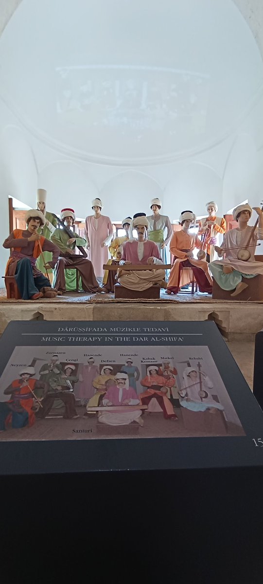 GSB_GazikentGM's tweet photo. Evliya Çelebi’nin, “Orada bir darüşşifa vardır ki; dil ile tarif edilmez ve kalemler ile yazılmaz” sözleri ile günümüze taşınan Sultan II. Bayezid Külliyesi Sağlık Müzesi'ndeyiz 🕌 https://t.co/CBf8QEzPZ6