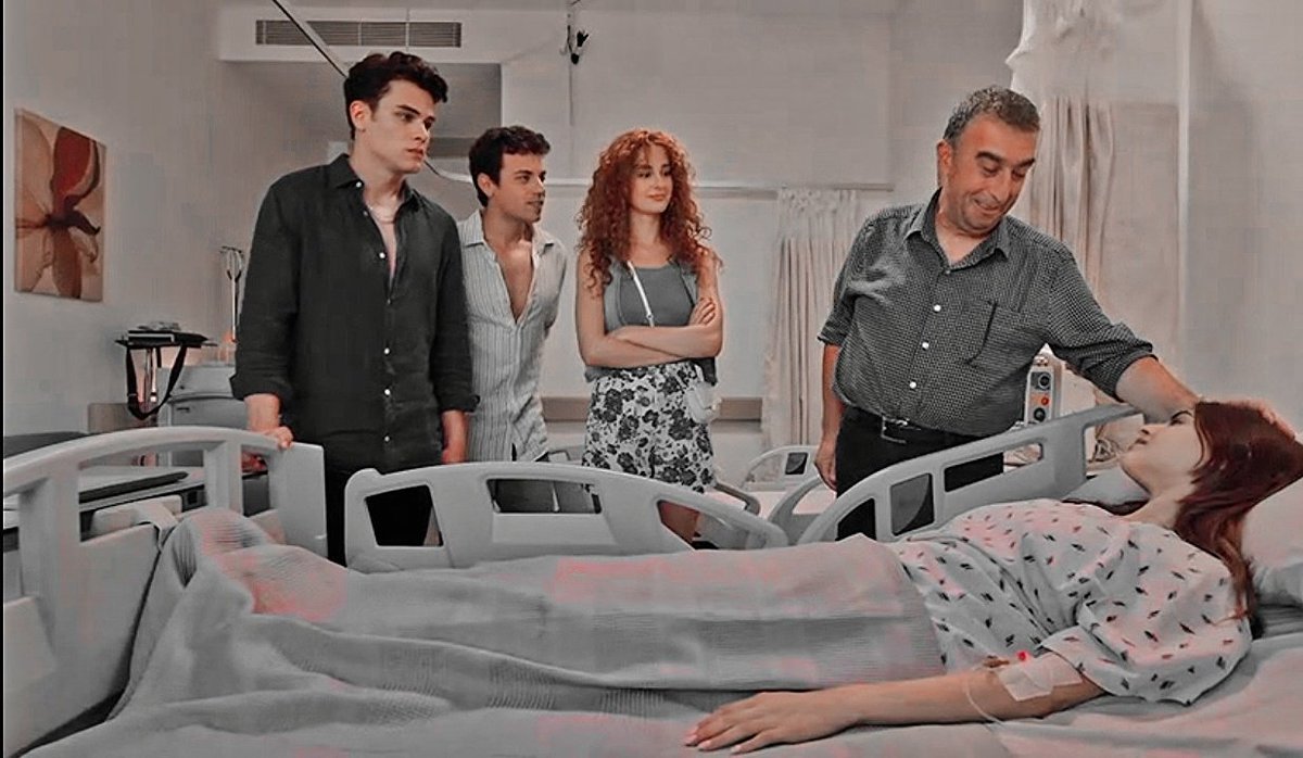 Ceren'i ziyaret etmeye geldik <a href="/donenceberkay/">Berkay.</a> #NazÇetin #Donence