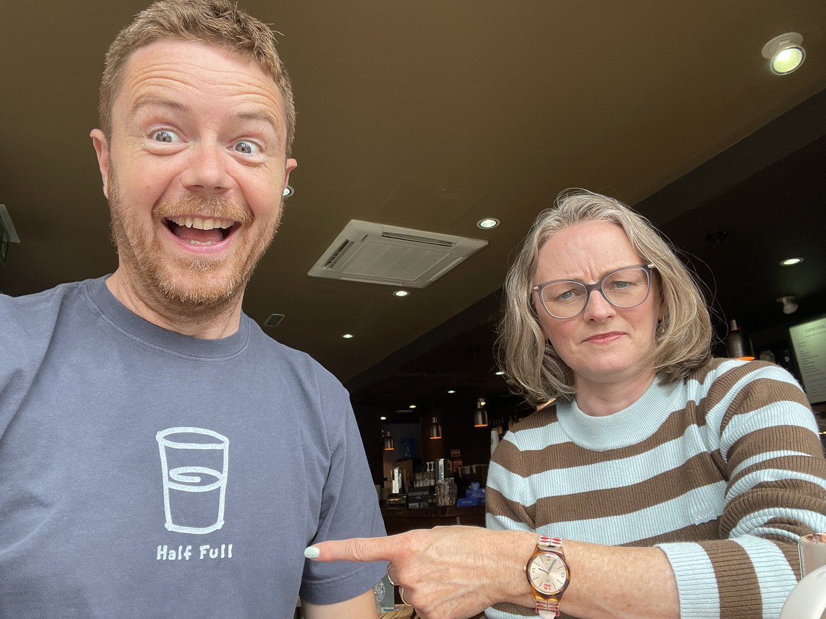 Found the perfect T-shirt. Now we just need to find the ‘Half Empty’ version for @shed_writing