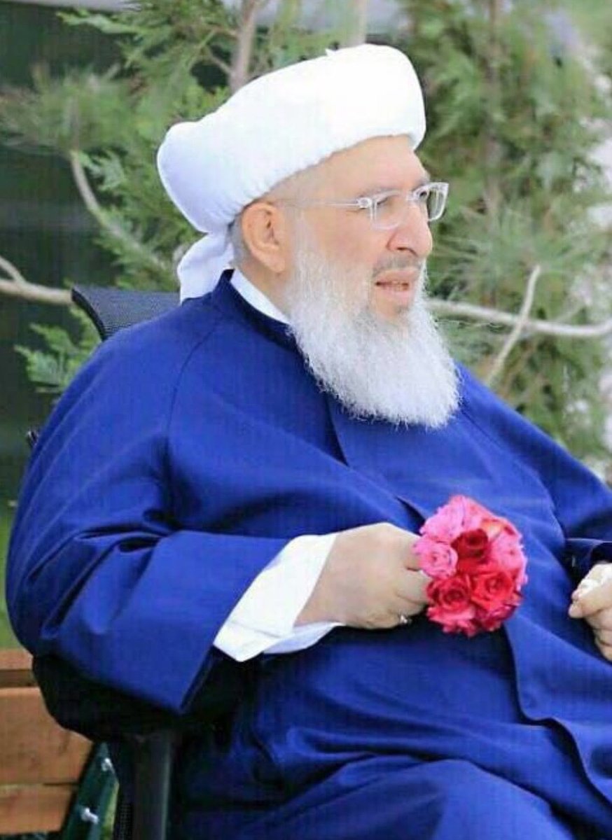 Dünyaya gül yağıyor..

Seyyid Abdülbaki El-Hüseyni 

Zamanın Gavs’ı,Alimi,Evliyası,Allah dostu,Gül yüzlüm..
Sevdiklerine ve seni sevenlerine kavuştun..