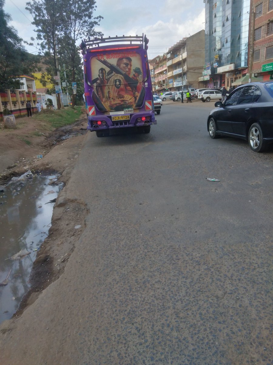 Real_Bimmer's tweet photo. I just alighted from this bus at kasarani. Registration KCJ 912A. The guys said 50 bob (that's the normal off peak rate). Once the bus the left Nai the guy started collecting fare akasema ni soo moja (100). Kufikia some guy he told him ako na 50 solo...

HAPPENING NOW
Emali
Karen https://t.co/qgGfJH3koY