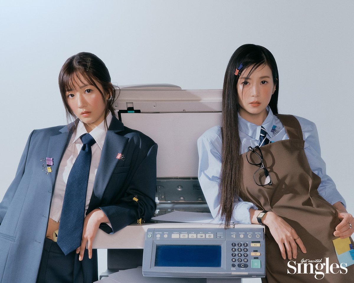 chobom_OTD's tweet photo. @Apinkbm @Apinkpcr 2023
싱글즈 (SINGLES KOREA) https://t.co/I78bLlPpzh