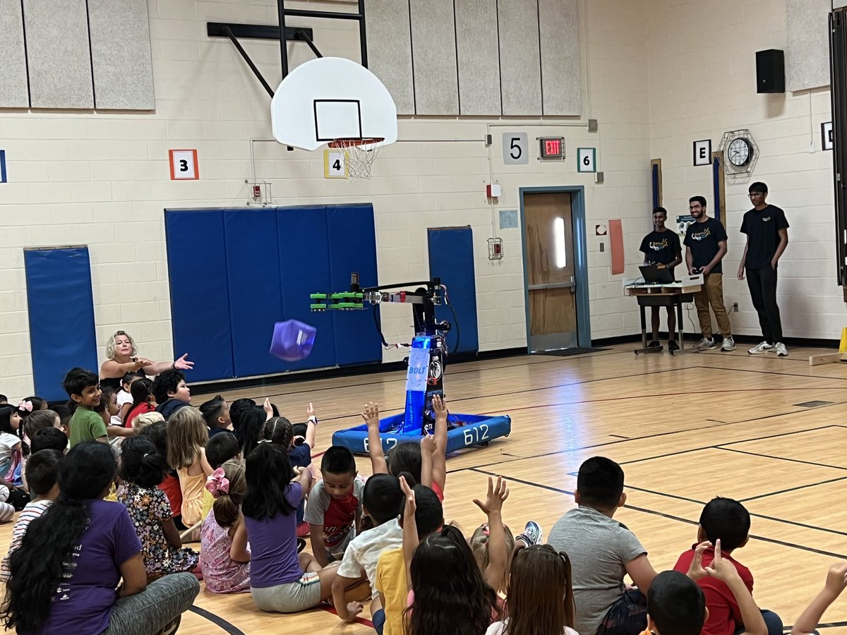 Caitlin Howard tweet media