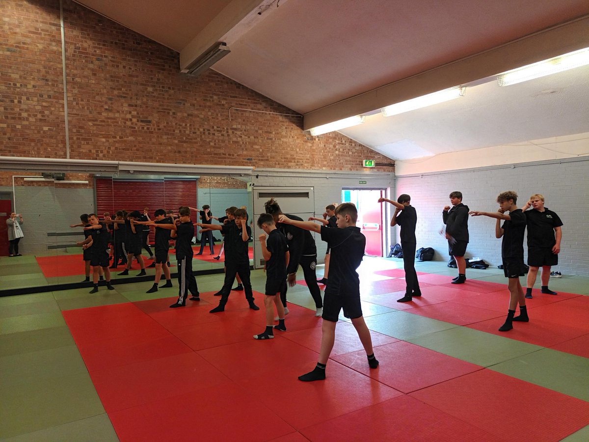 The Sutton Academy tweet media