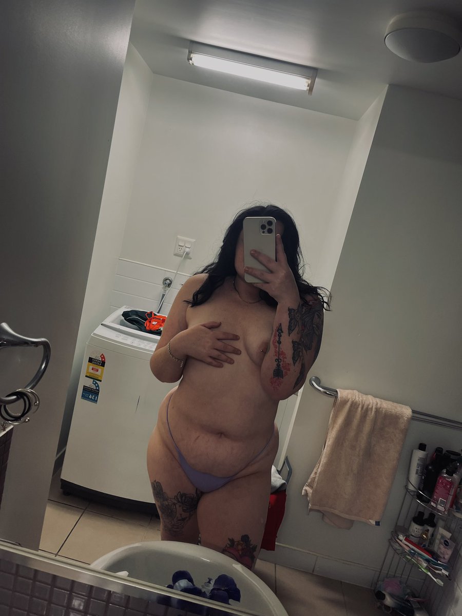 AnneTelliah's tweet photo. https://t.co/ey8MhqGpDf

#ContentCreator #onlyfans #onlyfansbabe #comeplaywithme #subscribe #comeseemenude #stretchmarks #juicy #JuicyJuly https://t.co/4gmAkoruXp
