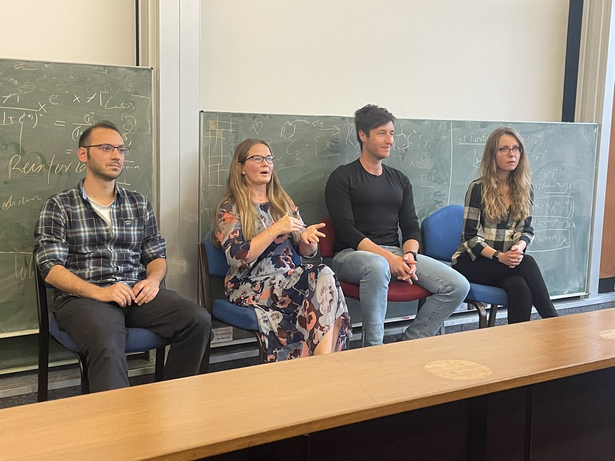JuppLab's tweet photo. A fantastic careers event and panel discussion here at @UoBChemistry with 
@amichalchuk Sylwia Waluś, Chris Kingsbury, and Jess Poole. 
Brilliant organising and hosting by PhD student @ddanijohns https://t.co/rrDjXuRZs9