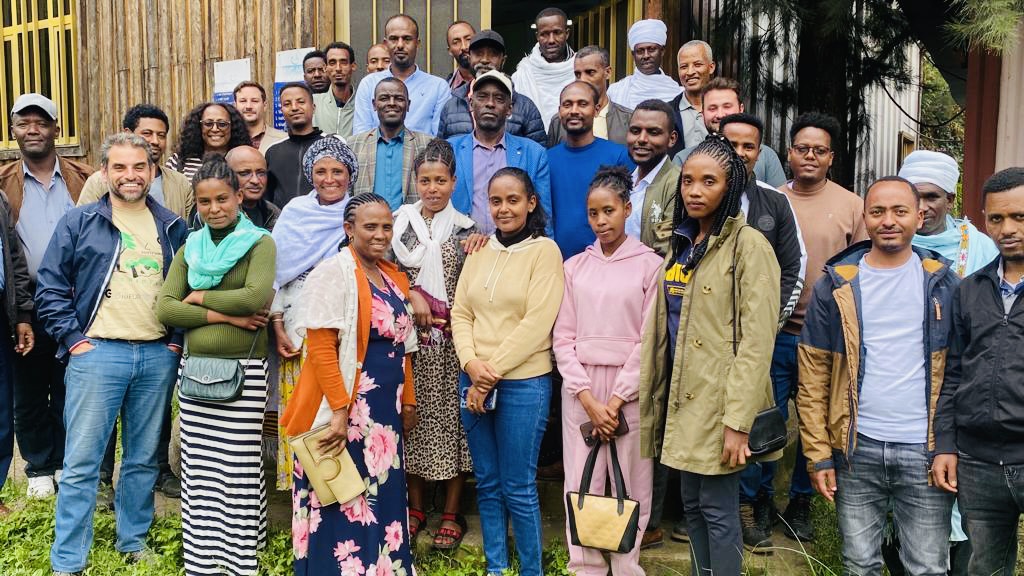 🇪🇹 🇪🇹 Parte del equipo de IDForest se ha desplazado a Etiopía para apoyar en tareas de cultivo de hongos y establecimiento de centros micológicos en este país. Es un gran placer ayudar al equipo del EFD etíope gracias a este proyecto financiado por la <a href="/AECID_es/">AECID</a>.