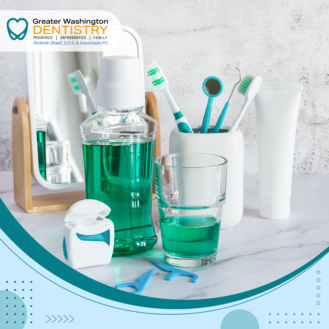 GWDentistry's tweet image. Did you know that brushing alone might not be enough to maintain optimal oral hygiene? Regular flossing is essential to remove plaque and prevent gum disease. Keep those pearly whites healthy with proper oral care habits! #OralHygiene #FlossingTips