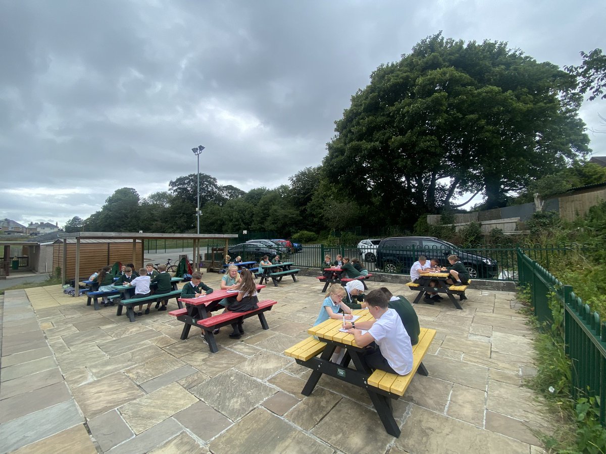 @WideyFox tweet media