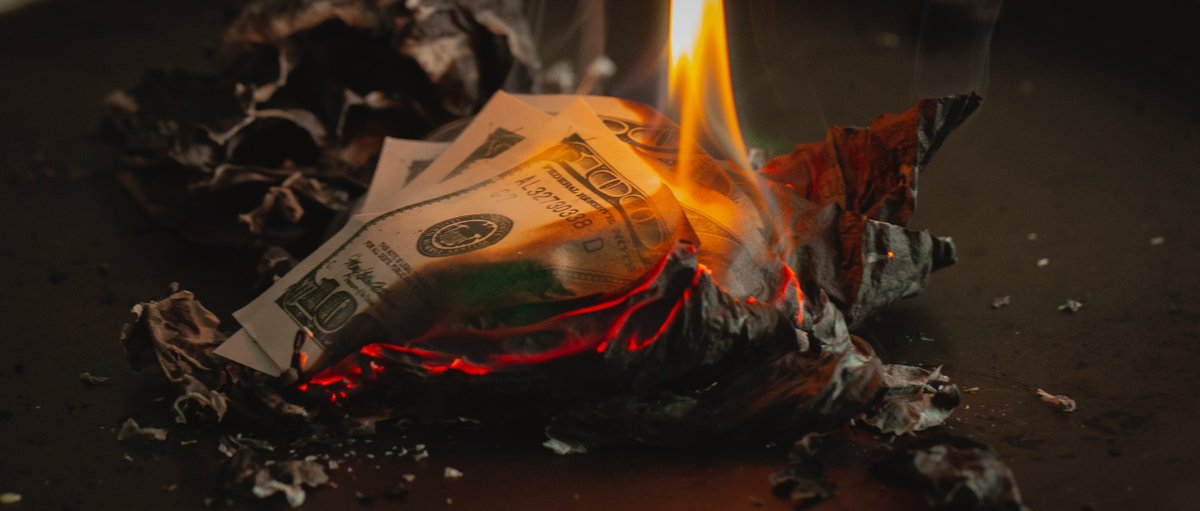 Our client BURNED 18,000 USD... Building backlinks that DIDN'T WORK. Here's what you need to know to avoid the same fate. A thread 🧵