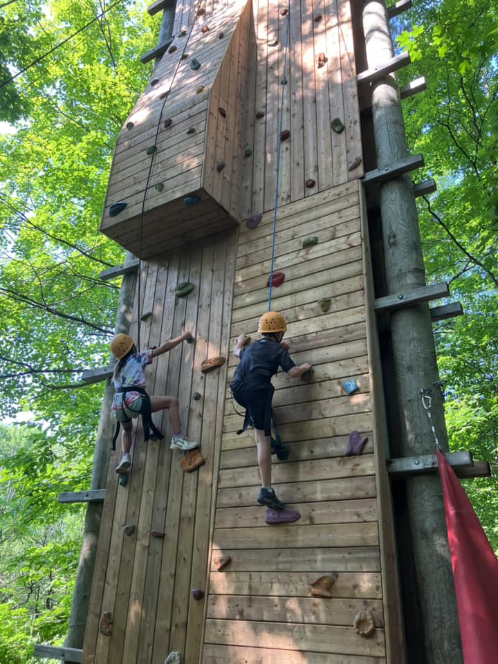 YMCA_Ottawa's tweet image. Our summer camp programs are in full swing and we just love seeing campers making new friends while engaging in exciting outdoor activities! Here are a few action shots from the first week of camp! #SummerCamp #DayCamp #Ottawa #Community #Summer #Adventure