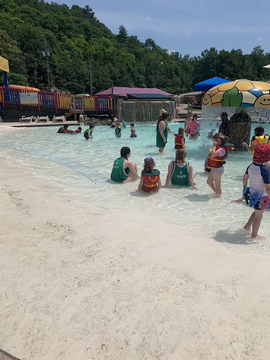YMCA_Ottawa's tweet image. Our summer camp programs are in full swing and we just love seeing campers making new friends while engaging in exciting outdoor activities! Here are a few action shots from the first week of camp! #SummerCamp #DayCamp #Ottawa #Community #Summer #Adventure