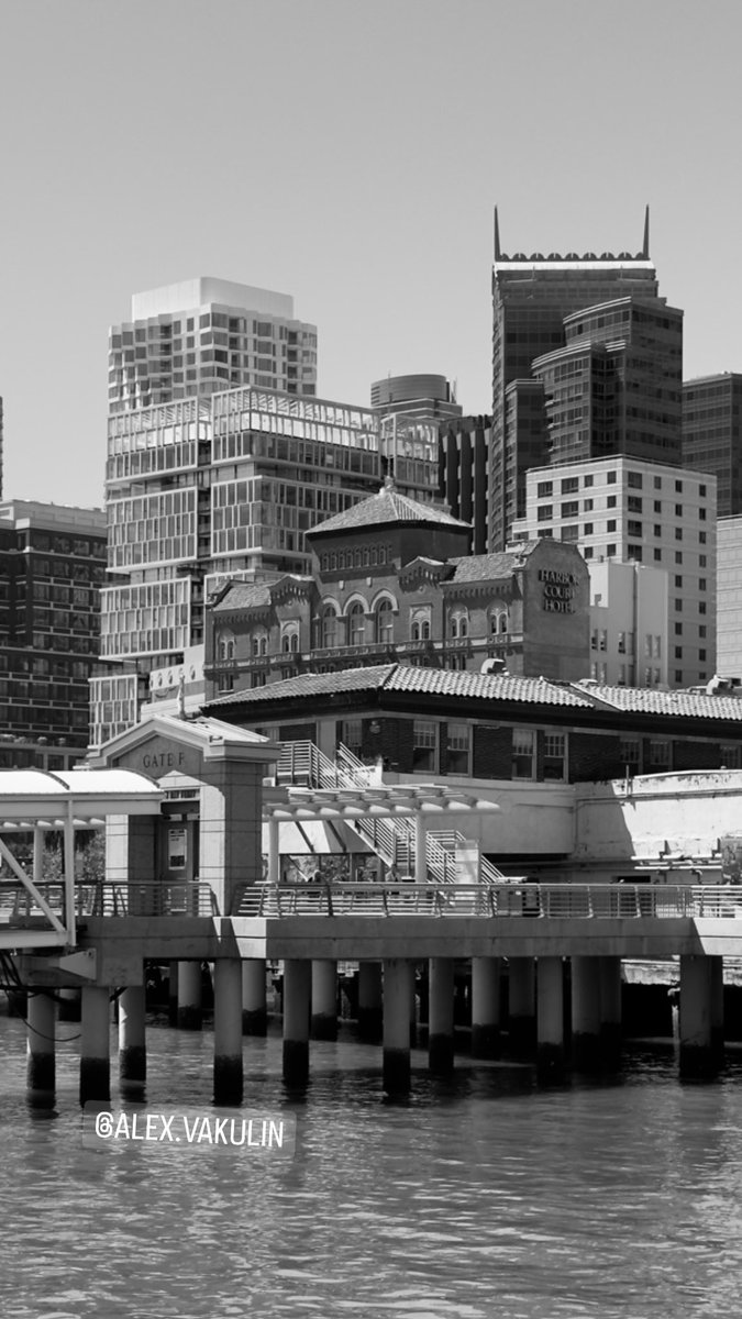 alexvakulin's tweet photo. San Francisco in B&amp;W #SanFrancisco https://t.co/LZ7cI8zOQd