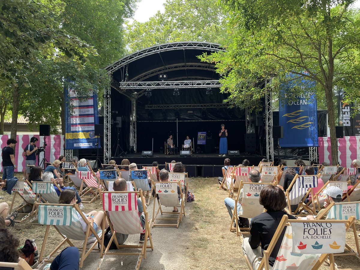 LIENSsCNRSULR's tweet photo. Le @portlarochelle et le @lienss_la_rochelle @UnivLaRochelle au village Francocean @francofolies pour découvrir la #biodiversité 🐡🦪🪼🐙🦀🐟des ports et comprendre la notion de #carbonebleu 🪸🏝️ sur le territoire @LRzerocarbone @AggloLR
On vous attend !! https://t.co/HqTA1dnd4x https://t.co/KiL2UWh0A3