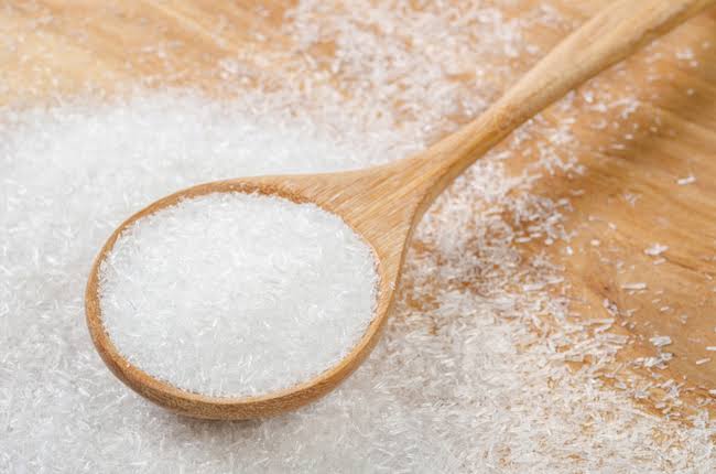 braindata_TH's tweet image. จริง ๆ แล้ว #ผงชูรส ไม่ใช่สาเหตุที่ทำให้ผมร่วง เพราะยังไม่พบว่ามีรายงานทางการแพทย์หรือข้อมูลจากองค์การอาหารและยาที่ออกมายืนยันในเรื่องนี้

แต่ที่ลือกันเป็นเพราะเหล่าคนที่ผมบางหรือผมร่วง มักจะพยายามหาสาเหตุว่าทำไมผมถึงเป็นเช่นนั้น หนึ่งในนั้นคือการนำมาโยงกับอาหารการกิน....