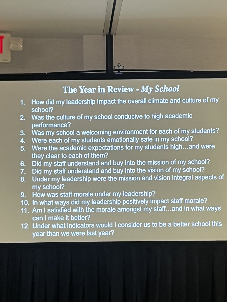 lwhuffman1's tweet photo. Soaking it all in at The School Leadership Institute with @PrincipalKafele - what’s your why? https://t.co/HKII0ChiNE
