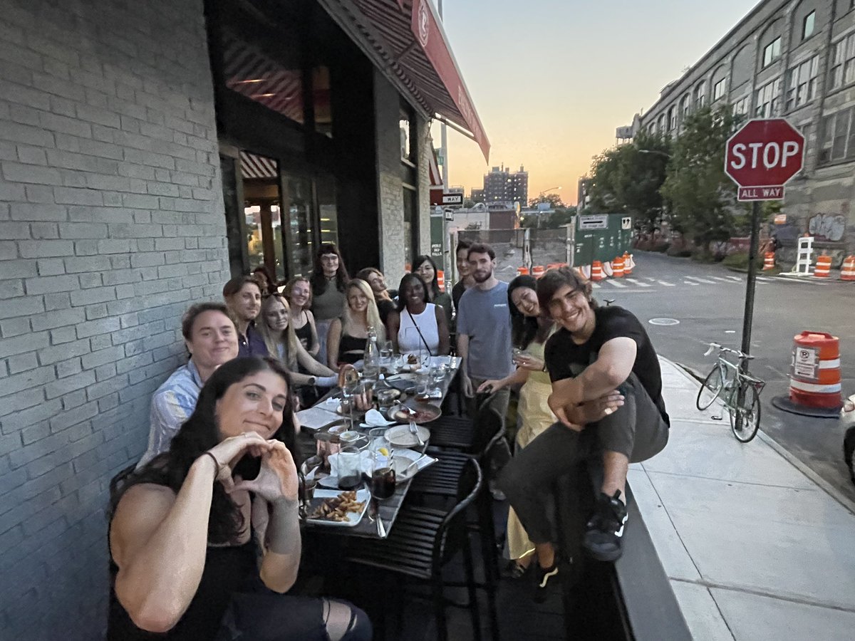 lacey_wisdom's tweet photo. Celebrated my 1yr anniversary at @protocollabs surrounded by amazing builders and friends ππ»π @YuliiaDeriuhina @shankshaft_ @ymcrcat @0xcccrrr https://t.co/kziXUrab5Q
