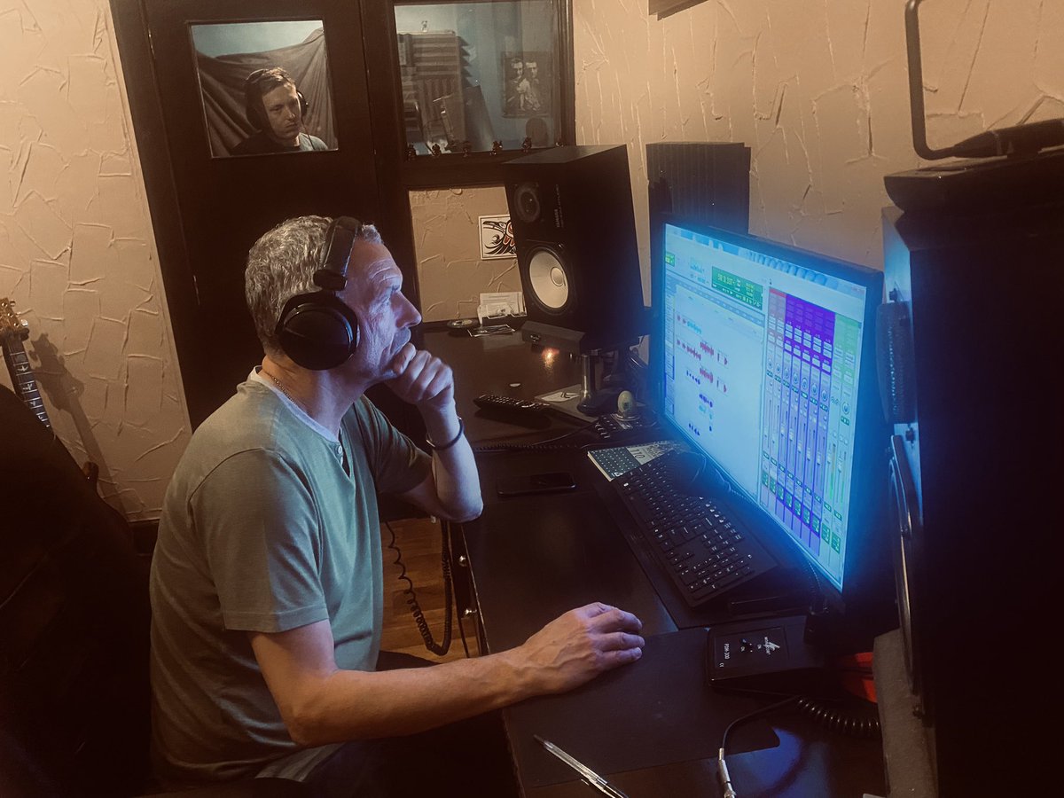 East Ayrshire Remembering Together tweet media