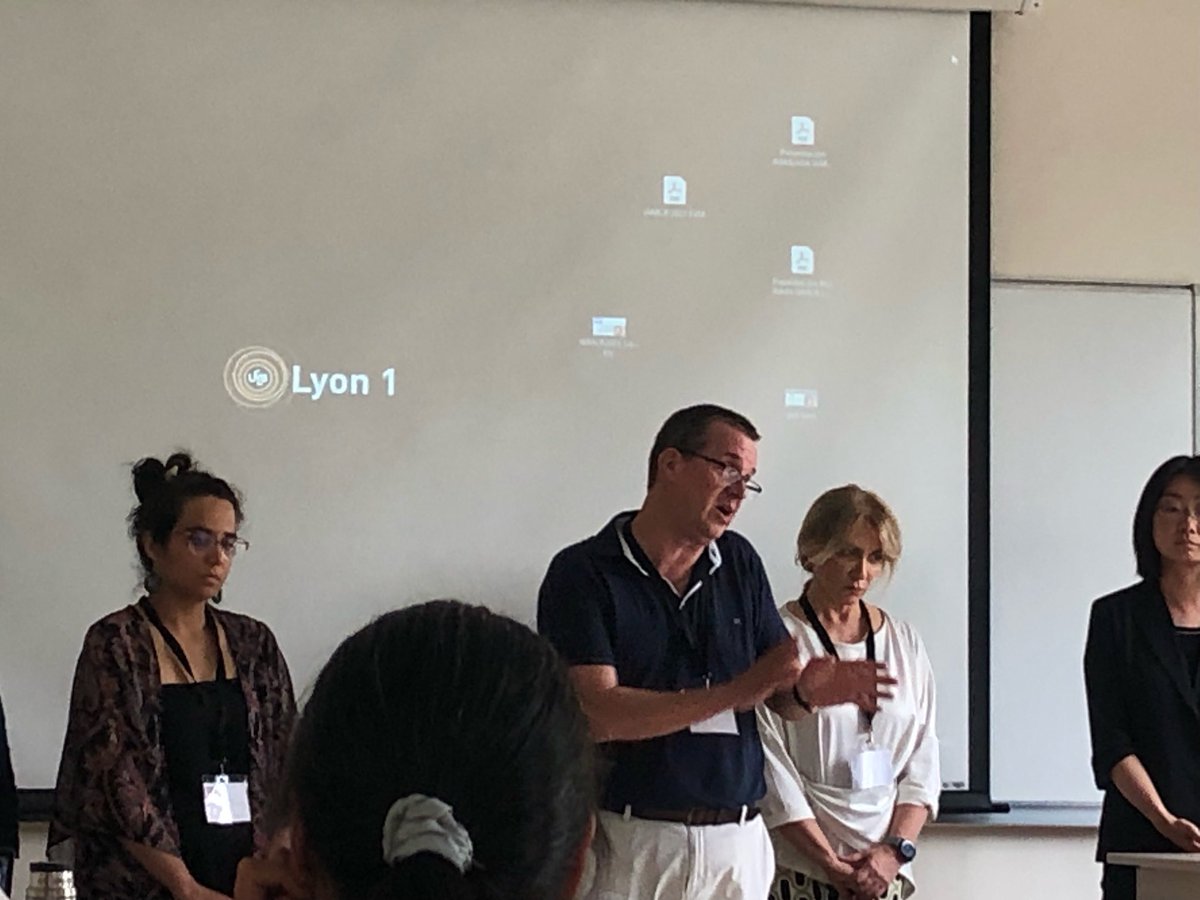 juanchoaguado's tweet image. Hoy hemos presentado las comunicaciones de #ProyectoInnovacom en #IAMCR2023 Lyon: un placer debatir y compartir ideas de inquietudes con colegas de todo el mundo. Si hay algo universitario son las ganas de aprender 👌🏻💪🏻💪🏻💪🏻