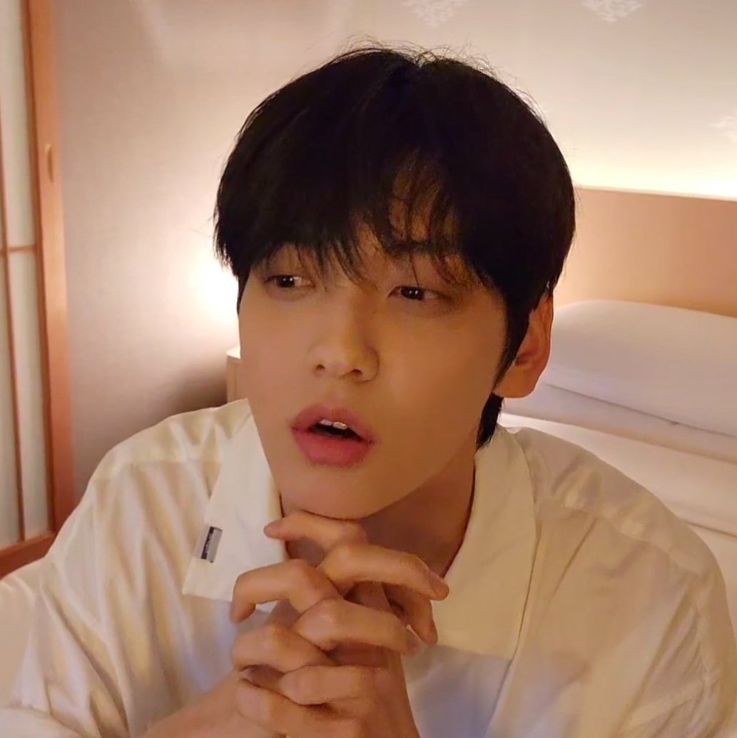 archivesoobin's tweet photo. he's so handsome ︎♡ https://t.co/9yzhnLmdGI