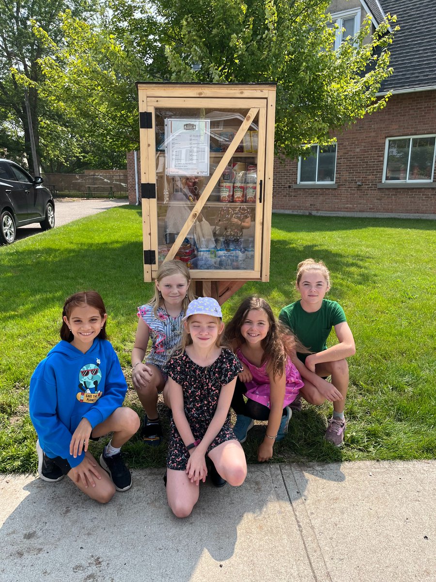 A club <a href="/MckayPublic/">McKay Public School</a> inspired a group of junior students to use their coding skills for good! They designed an app called Zero Hunger to help with food insecurities in their community. Thanks to the club mentor's husband🛠️they have a fully built + stocked pantry to go with it.