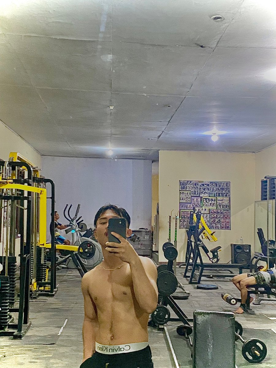 BbgusC's tweet photo. Tinggal cari yang lapin aja:)

#semeuke #viralindo #gym #brondong #Top https://t.co/cgW6IKcjdD