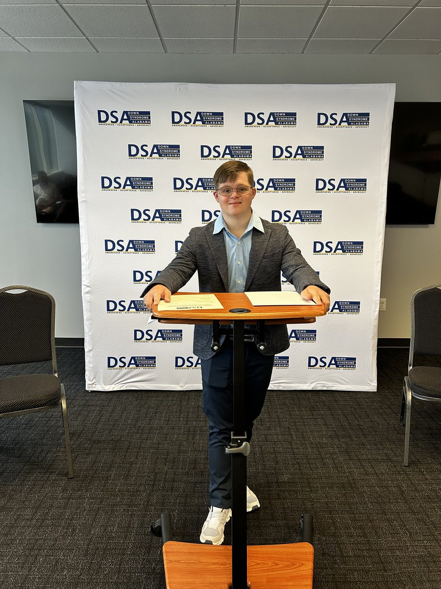 I’m so pumped to announce the 2023 Jake Pratt Scholarship winners today. We will be helping 5 young adults with Down Syndrome reach their dreams of going to college! Thank you to my awesome employer @UPS for sponsoring these scholarships and to @DSACARES for making it possible!
