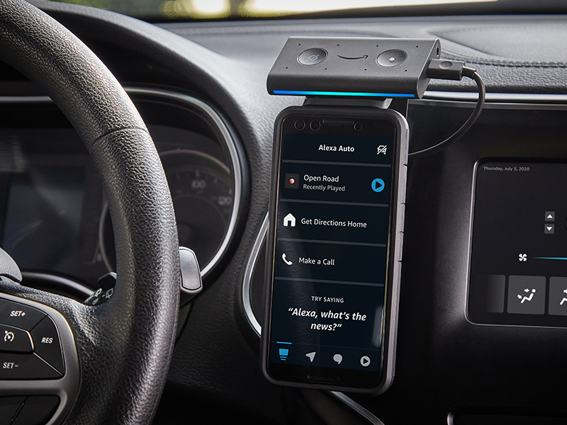 MixupTeam's tweet photo. #Alexa va contigo... 

El #EchoAuto es un nuevo accesorio  para tu vehículo que cuenta con Alexa a manos libres y te ayuda a aprovechar al máximo la experiencia de conducción. https://t.co/V9a1w88Kei