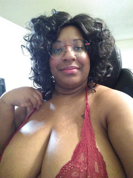 Good morning lovelies. I hope you have a beautiful Wednesday. Currently Live on Streamate, Camsoda, and<a href="/tag/bbw"class="tags"><span>#bbw</span></a><a href="/tag/bigboobs"class="tags"><span>#bigboobs</span></a><a href="/tag/busty"class="tags"><span>#busty</span></a><a href="/tag/milf"class="tags"><span>#milf</span></a><a href="/tag/onlyfans"class="tags"><span>#onlyfans</span></a>
