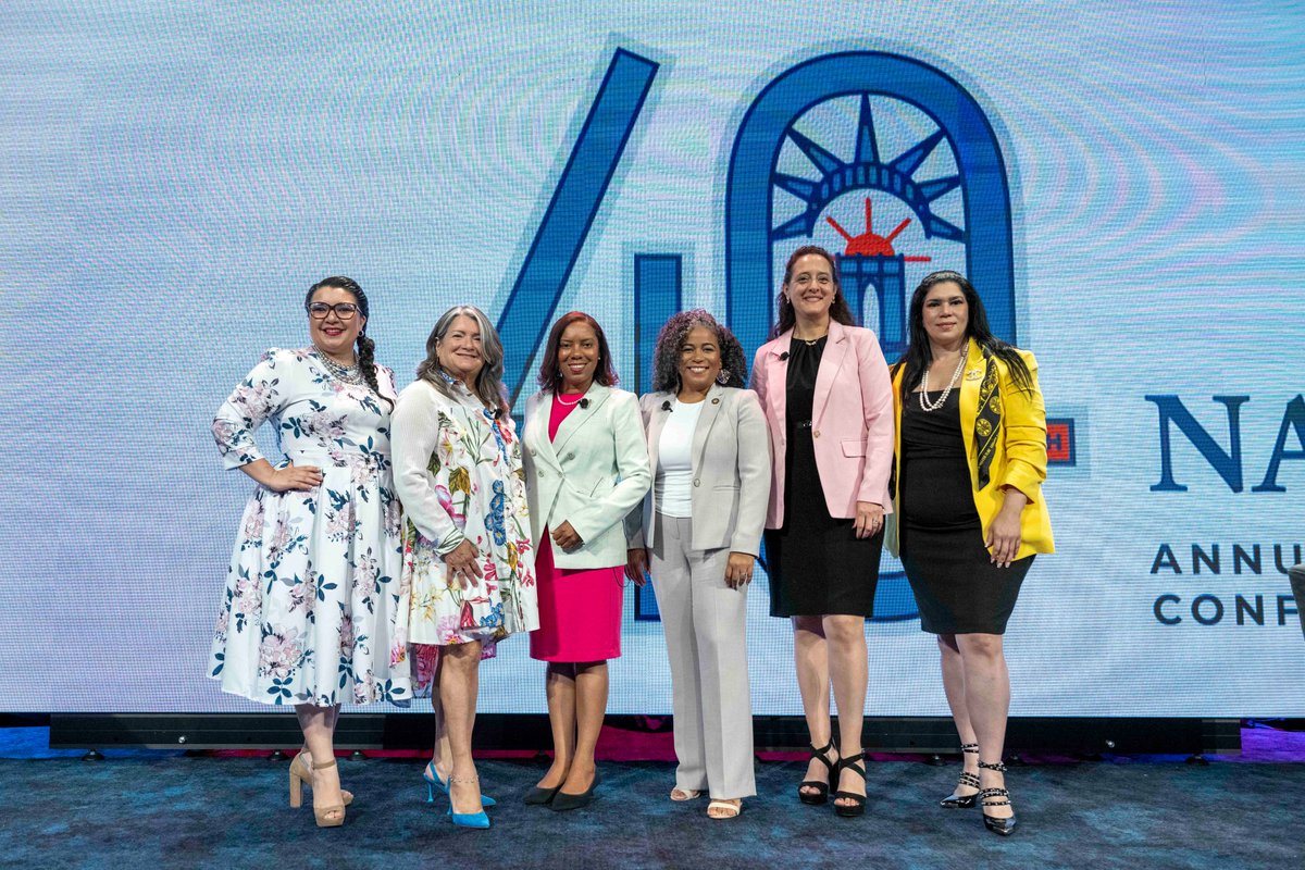 Latinas are at the forefront of our recovery from the pandemic.

Our Breakfast Plenary feat. Latina leaders <a href="/LGSabinaMatos/">Lt. Gov. Sabina Matos</a>, <a href="/KarinesReyes87/">Assembly Member Karines Reyes, R.N.</a>, &amp; <a href="/Rebeca_Vargas_/">Rebeca Vargas</a>, as they discussed the challenges they faced during the pandemic &amp; ways to adapt for their communities. #NALEONewYork