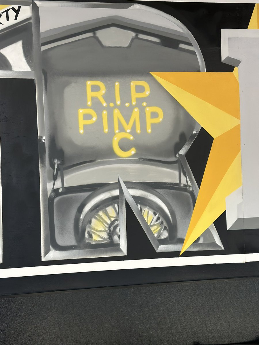 shakejmj's tweet image. How it started… how it ended… congratulations to my brother @BunBTrillOG x the trill burger team… the regular and the vegan tasted outstanding!!!! #rippimpc