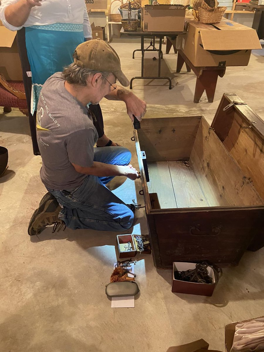 Restoring classic cars is often like archeology, and V8 Speed and Resto Shop team member Mike Bess just had an Indiana Jones moment!   The city of Kimmswick Missouri Historical Society had ahistoric travel trunk in their possession, brought

bit.ly/3JTobNp