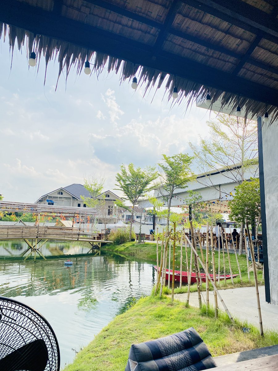 MukKulthida's tweet photo. มีโอกาสเข้ามา กทม เลยมากินตามเฮียแล้วนะ ร้านใหญ่กว้างมากบรรยากาศดีๆๆ 
#เป๊กผลิตโชค 
#PeckPaLitChoke https://t.co/pPz54cRPuN