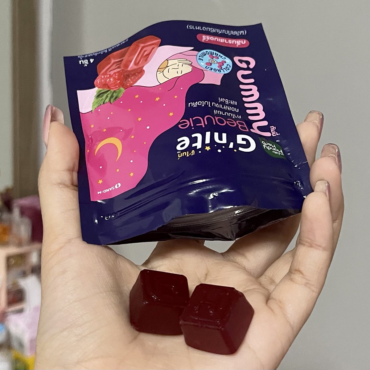 ช่วงนี้นอนดึกทุกวันเลย หน้าหมอง ลองตัวนี้เลย เป็นคอลลาเจนแบบใหม่ อร่อยนะกินง่ายมาก ช่วยให้หลับง่าย ผิวกระจ่างใส ตื่นมาไม่โทรมด้วย #บิวตี้กัมมี่ #หลับทันใจสวยใสไม่โทรม

📍พิกัด
🧡: bit.ly/44fmsdp
💙: bit.ly/439tUFM
🖤: bit.ly/43d2Nt8