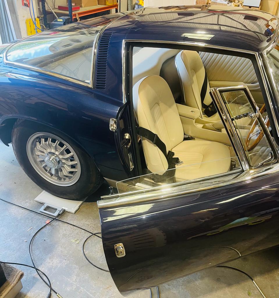 AWM_Limited's tweet photo. A rare classic car in the workshop this week, the car sat higher on one side so the customer wanted to weigh the axles, to determine if there was an issue with the springs. We used our VWAP2 pads connected to a weight indicator, offering fast, reliable, and accurate axle weighing https://t.co/wljxsywBJ5