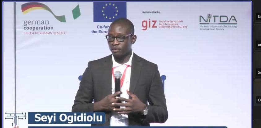 isnhubs's tweet image. Seyi Ogidiolu, Technical adviser at GIZ/ Digital Transformation Center, Nigeria, sharing on the Techmybiz journey.

Join us Live now! 
 
bit.ly/techmybizpitch…

#TechMyBiz #DigitalTransformation #DigitalInnovators #EU, #EuropeanUnion, #EUinNigeria, #EUDNigeria