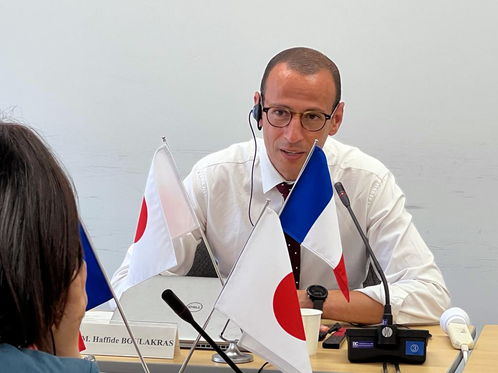 ENM_France's tweet photo. 🇫🇷 🇯🇵 11e séminaire franco-japonais, à Tokyo (#Japon), du 10 au 12/07, sur “La #justicepénale face au défi des nouvelles technologies”. @HaffideB &amp; @JFarobbia y ont présenté les enjeux de la #numérisation de la #procédurepénale et de la #cybercriminalité. #international https://t.co/p9QymdT8ux