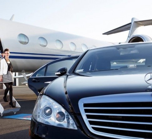 DunstableCars's tweet photo. Airports can be confusing especially when moving from a major airport, Get in touch with us for a hassle-free travel experience to or through.

For Booking Please 📞 +44 1525 600700 or Visit Online 📲 https://t.co/zaac8UcUSQ https://t.co/ydjg2axnzd