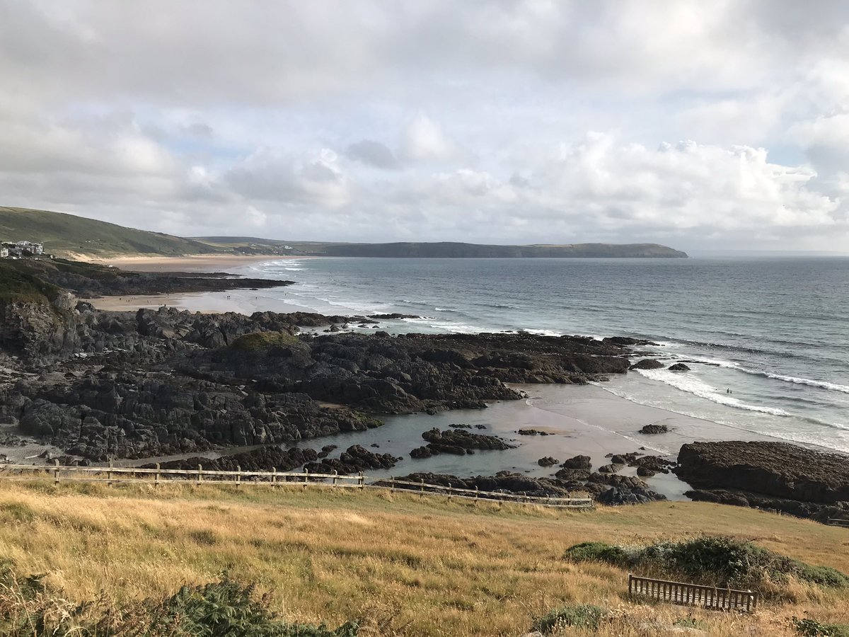 WoolacombeTIC's tweet photo. Yesterday evening we enjoyed a lovely walk around Morte Point. There were hundreds of seabirds, including gannets and cormorants, and lots of seals too! #woolacombe #mortehoe #mortepoint #swcp #lovewherewelive https://t.co/kKxUVjzfG6