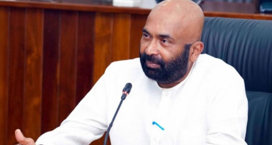 ThinakaranLK's tweet image. 300 அத்தியாவசிய பொருட்களுக்கான இறக்குமதி கட்டுப்பாடு தளர்வு

மேலதிக விபரம் &amp;gt;&amp;gt;&amp;gt; thinakaran.lk/?p=4914

#EssentialItems #Import #Restrictions #MinisterOfFinance #RanjithSiyambalapitiya #SriLanka #LKA #SL