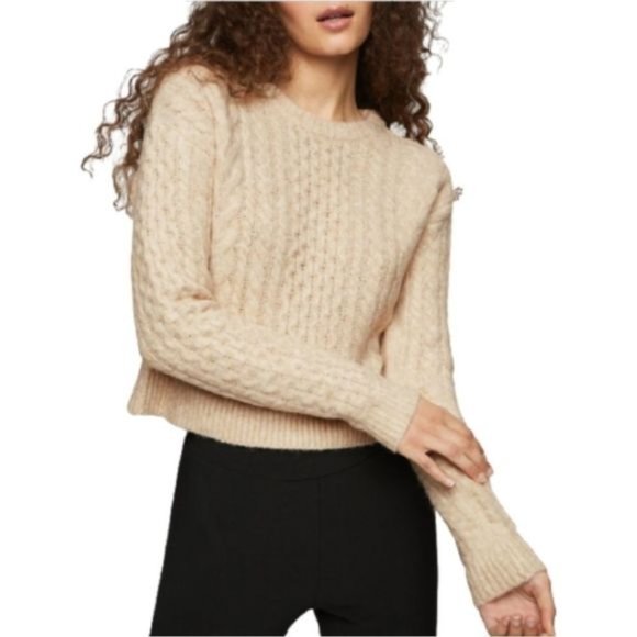 2SWEET2BE's tweet photo. So good I had to share! Check out all the items I'm loving on @Poshmarkapp #poshmark #fashion #style #shopmycloset #missselfridge #crazytrain: https://t.co/qu2QozXKN0 https://t.co/kxhwI0Ys0u