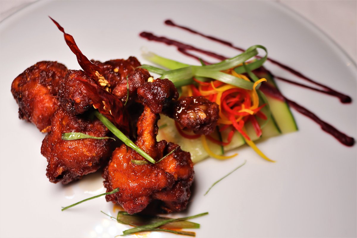 TuryaaChennai's tweet photo. From food carts to foodie heaven discover street food gems at the Thattukadai Food festival at the SAMASA, the rooftop restaurant.
For more information, call +91 446 697 0000
#ThattuKadai #StreetFood #Buffet #TuryaaChennai #AitkenSpenceHotels https://t.co/HmmVu7WIjb