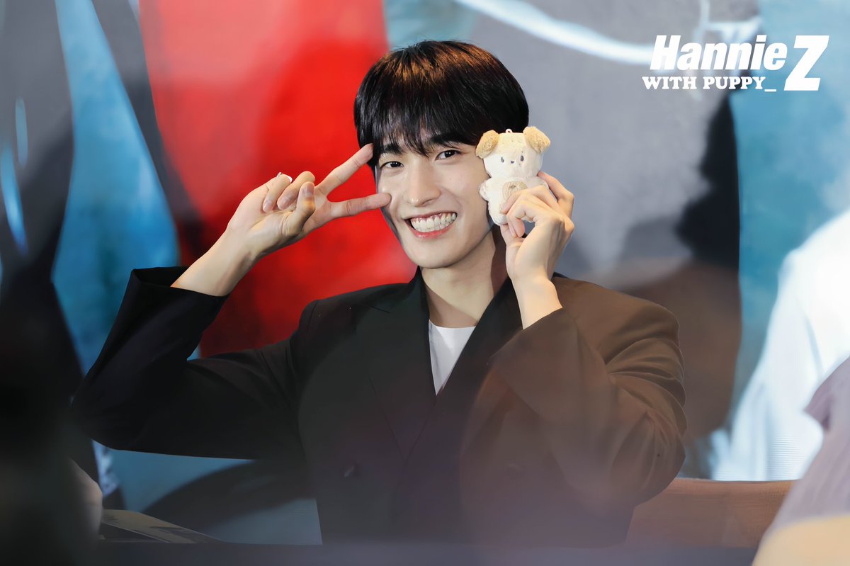 XSMWZ_'s tweet photo. 230710 yzy 
💗他很喜歡煎豆餅💗

cr.HannieZ
#세븐틴 #SEVENTEEN #도겸 #DK https://t.co/0rfm15Bs5v