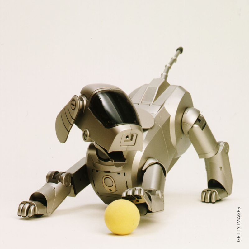 bbcworldservice's tweet photo. In 1999, Aibo, the world's first robot dog hit shops in Japan, selling out in just 20 minutes.

Aibo could bark, walk, growl, wag his tail, and play with a ball - but he also came with a hefty price tag of $2,500