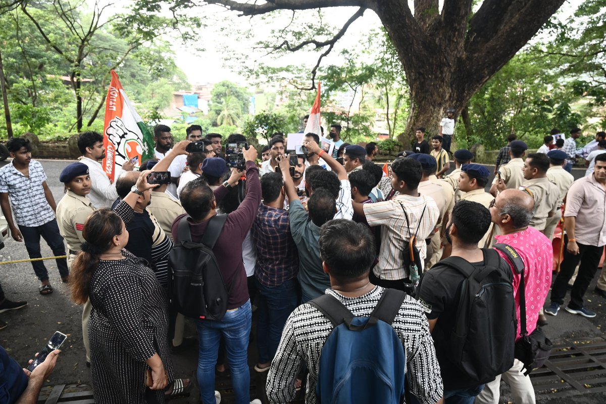 IYCGoa's tweet photo. #BJPFailsGoa #BJPFailsIndia https://t.co/Ooh1YUimDv