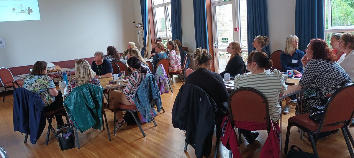 learnenglishyh's tweet photo. The lovely Emma Taylor from @MigrationYorks presenting and asking participants to discuss: What is ESOL for Employability? What is ESOL for Employment and What's happening in your areas. Lots of interesting discussions going on. #ESOL #Employment #Collaboration #YH https://t.co/PWsYENTWy0
