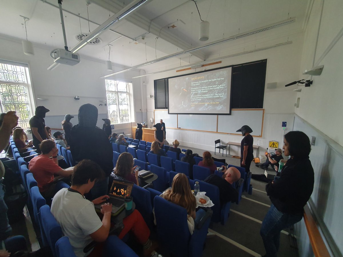 ShanyDror's tweet image. A seminar at the last week of Diverse Intelligence Summer Institute. Weird things happen when scientists and artists meet 🤩
#DISI @DivIntelligence