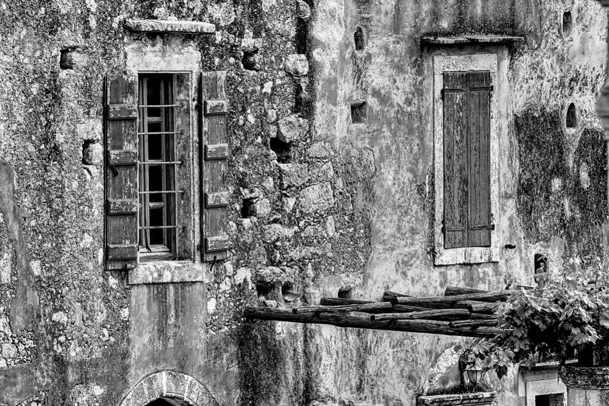 ShapeFuture's tweet photo. Behind the walls of #Arkadi #Monastery

@ThePhotoHour #Nikon #monochrom #crete #Greece
https://t.co/llpYAiW5b3 https://t.co/uCOoCyxIGN