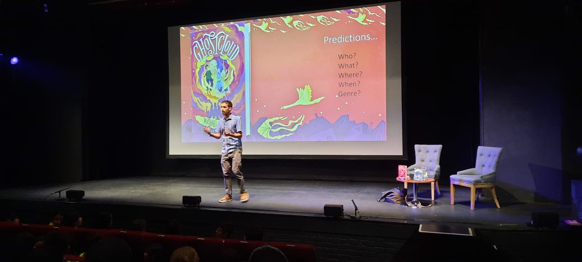 Discover_Story's tweet photo. Another fabulous day at #Fabula festival. Today, a local #Redbridge school meet the equally fabulous @mikebmann, author of Ghost Cloud and Nightspark, at Kenneth More Theatre.
@CultureTeam @DoMoreRed @HachetteKids https://t.co/CuagFoWQMA
