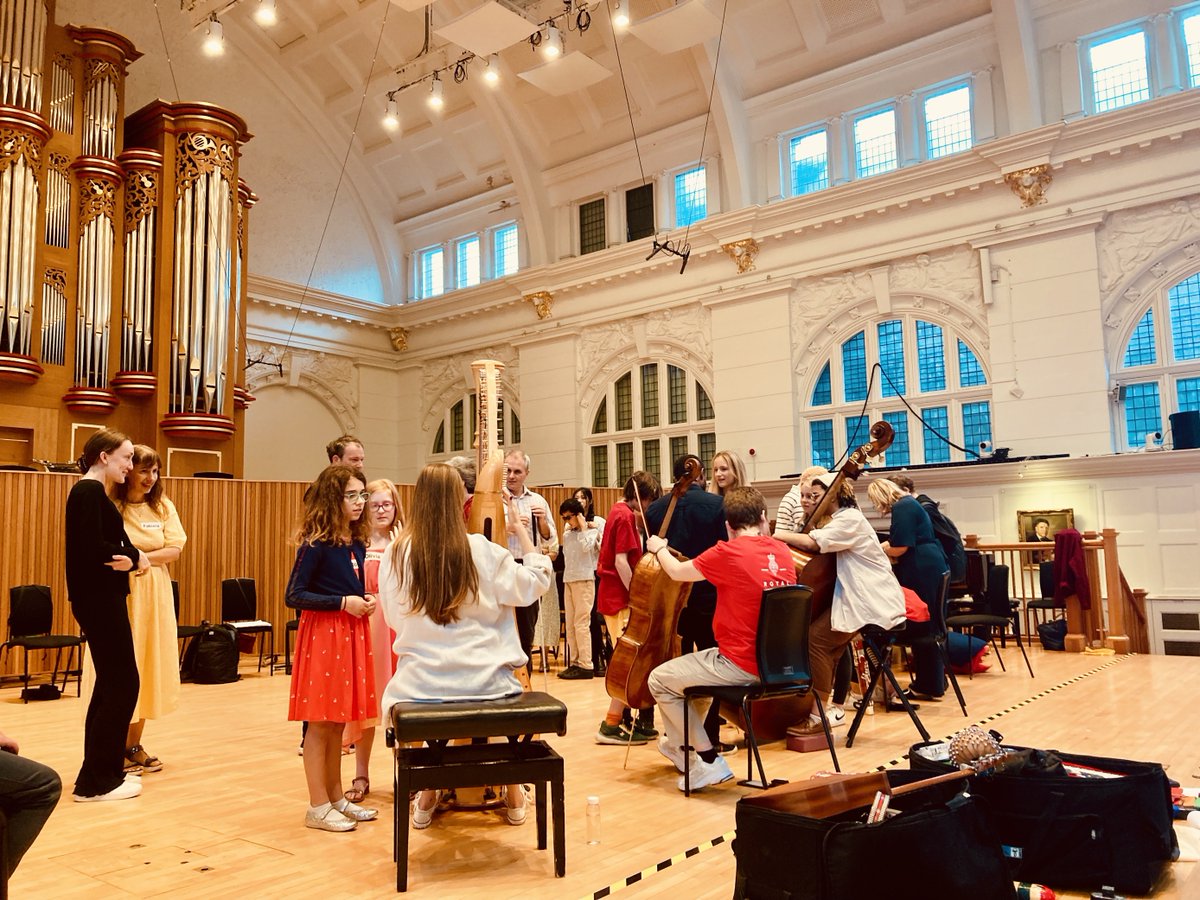 Musical Senses is finally here! 🎉 We’re excited to be working with young musicians from across London in partnership with @TBMHMusic and @RCMLondon. 🎵 #MusicMakesMeTBMH